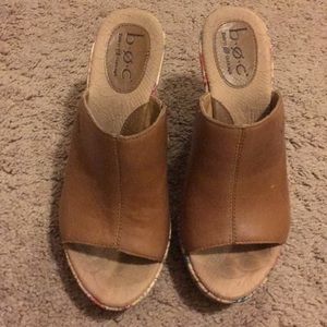 B.O.C floral wedges